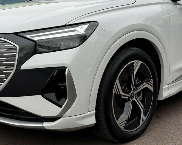 Ауді Q4 e-tron, об'ємом двигуна 0 л та пробігом 5 тис. км за 30000 $, фото 3 на Automoto.ua