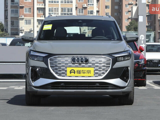 купить новое авто Ауди Q4 e-tron 2023 года от официального дилера Global Electric Ауди фото