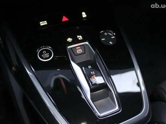 Ауді Q4 e-tron, об'ємом двигуна 0 л та пробігом 6 тис. км за 26999 $, фото 8 на Automoto.ua