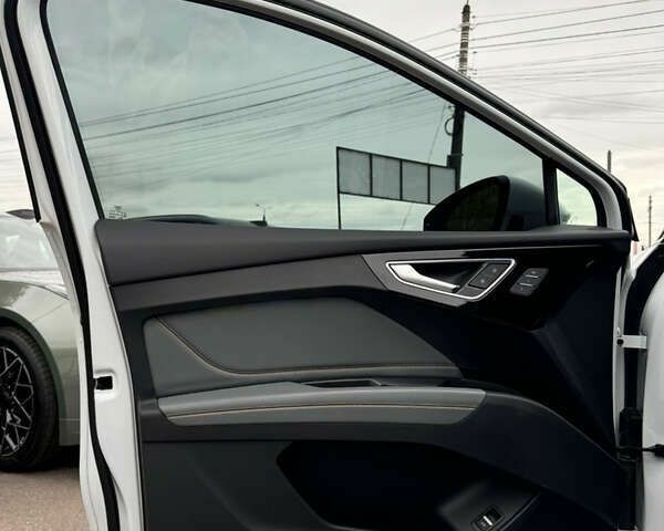 Ауді Q4 e-tron, об'ємом двигуна 0 л та пробігом 5 тис. км за 30000 $, фото 14 на Automoto.ua