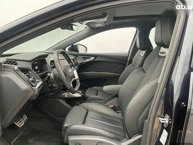 Ауди Q4 e-tron, объемом двигателя 0 л и пробегом 15 тыс. км за 25500 $, фото 8 на Automoto.ua