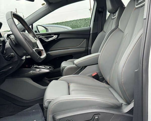 Ауди Q4 e-tron, объемом двигателя 0 л и пробегом 6 тыс. км за 26500 $, фото 18 на Automoto.ua