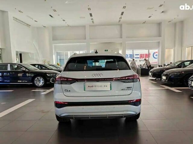 Ауди Q4 e-tron, объемом двигателя 0 л и пробегом 8 тыс. км за 27000 $, фото 3 на Automoto.ua
