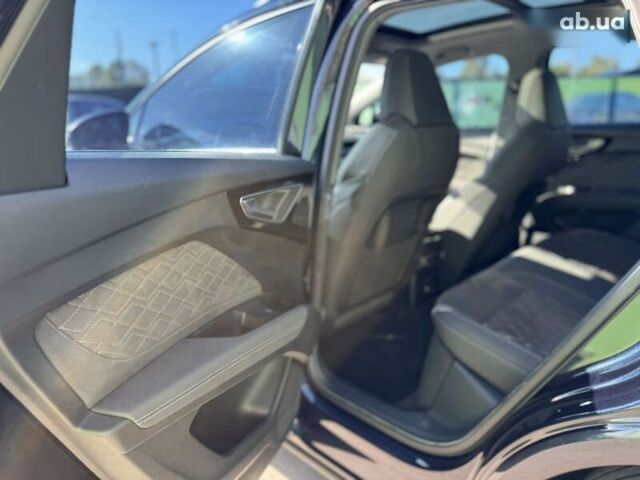 Ауди Q4 e-tron, объемом двигателя 0 л и пробегом 16 тыс. км за 34500 $, фото 26 на Automoto.ua