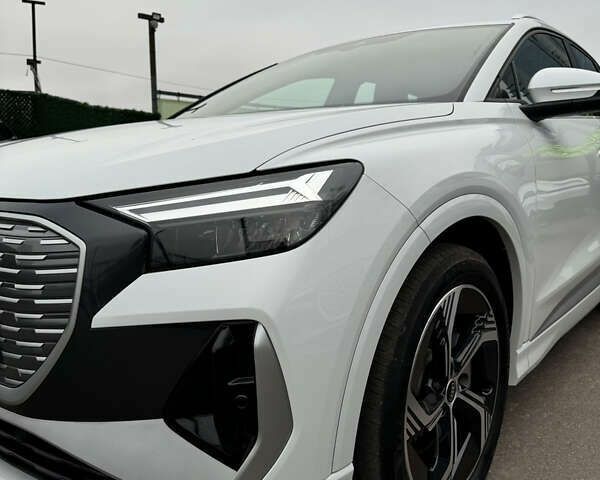 Ауди Q4 e-tron, объемом двигателя 0 л и пробегом 6 тыс. км за 26500 $, фото 3 на Automoto.ua