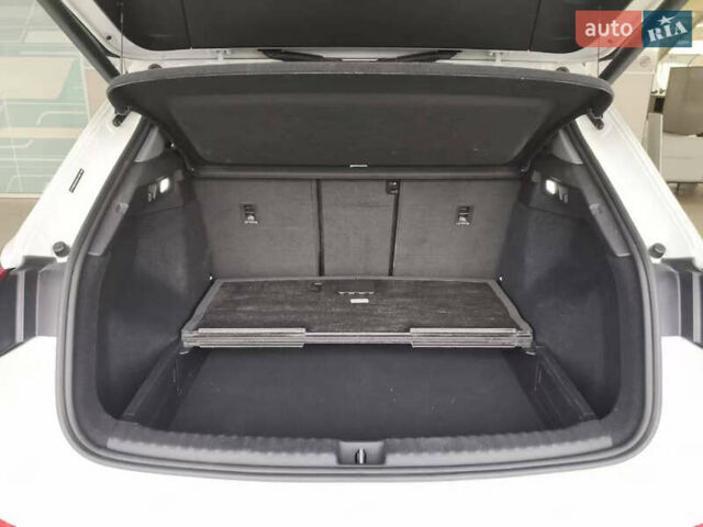 Ауді Q4 e-tron, об'ємом двигуна 0 л та пробігом 25 тис. км за 26500 $, фото 17 на Automoto.ua