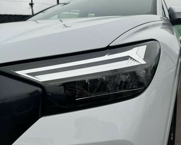 Ауди Q4 e-tron, объемом двигателя 0 л и пробегом 25 тыс. км за 26500 $, фото 6 на Automoto.ua
