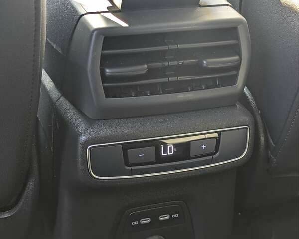 Ауді Q4 e-tron, об'ємом двигуна 0 л та пробігом 68 тис. км за 33800 $, фото 14 на Automoto.ua