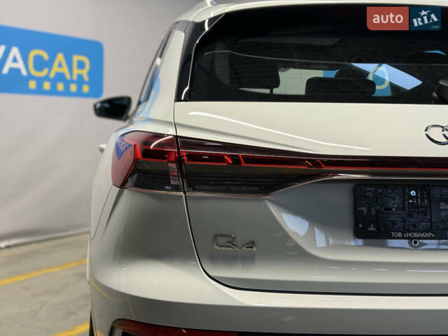 Ауди Q4 e-tron, объемом двигателя 0 л и пробегом 26 тыс. км за 29900 $, фото 12 на Automoto.ua