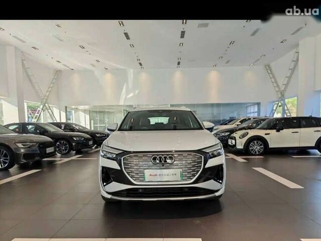Ауди Q4 e-tron, объемом двигателя 0 л и пробегом 8 тыс. км за 27000 $, фото 1 на Automoto.ua