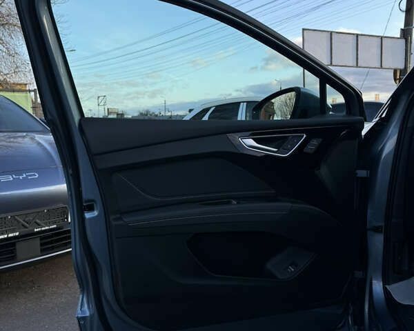 Ауди Q4 e-tron, объемом двигателя 0 л и пробегом 6 тыс. км за 29500 $, фото 13 на Automoto.ua