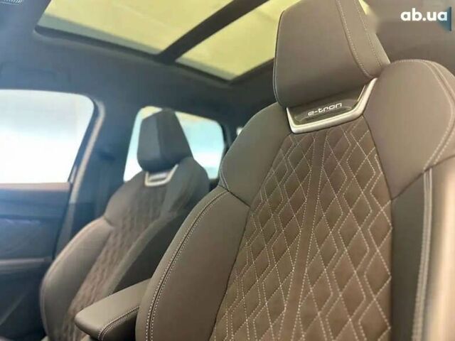 Ауди Q4 e-tron, объемом двигателя 0 л и пробегом 5 тыс. км за 29500 $, фото 12 на Automoto.ua