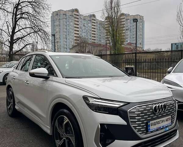 Ауди Q4 e-tron, объемом двигателя 0 л и пробегом 33 тыс. км за 27399 $, фото 2 на Automoto.ua