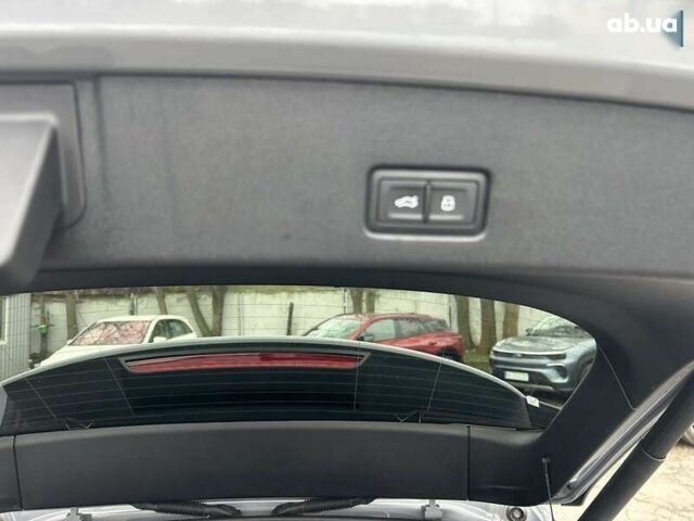 Ауди Q4 e-tron, объемом двигателя 0 л и пробегом 5 тыс. км за 39999 $, фото 25 на Automoto.ua