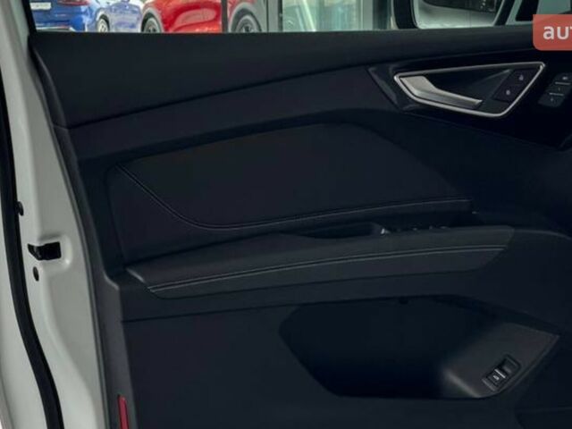 купить новое авто Ауди Q4 e-tron 2024 года от официального дилера Не вказано Ауди фото