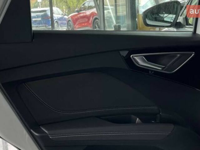 купить новое авто Ауди Q4 e-tron 2024 года от официального дилера Не вказано Ауди фото