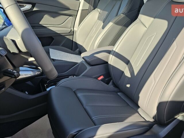 купити нове авто Ауді Q4 e-tron 2024 року від офіційного дилера Максим Путрівка Ауді фото