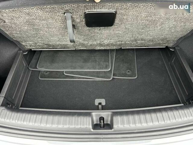 Ауди Q4 e-tron, объемом двигателя 0 л и пробегом 5 тыс. км за 39999 $, фото 24 на Automoto.ua