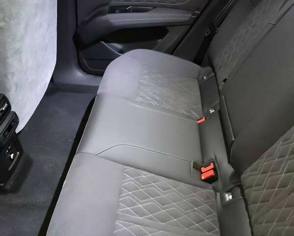 Ауди Q4 e-tron, объемом двигателя 0 л и пробегом 1 тыс. км за 35500 $, фото 8 на Automoto.ua