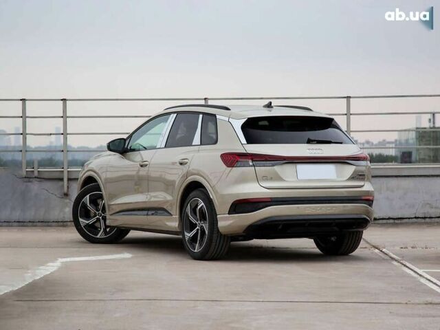 Ауди Q4 e-tron, объемом двигателя 0 л и пробегом 1 тыс. км за 31600 $, фото 2 на Automoto.ua