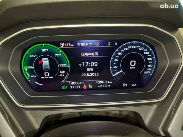 Ауді Q4 e-tron, об'ємом двигуна 0 л та пробігом 14 тис. км за 27500 $, фото 10 на Automoto.ua