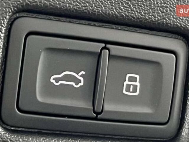 купить новое авто Ауди Q4 e-tron 2024 года от официального дилера Не вказано Ауди фото