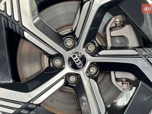 купить новое авто Ауди Q4 e-tron 2024 года от официального дилера Не вказано Ауди фото