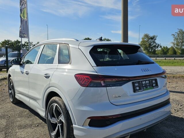 купити нове авто Ауді Q4 e-tron 2024 року від офіційного дилера Максим Путрівка Ауді фото