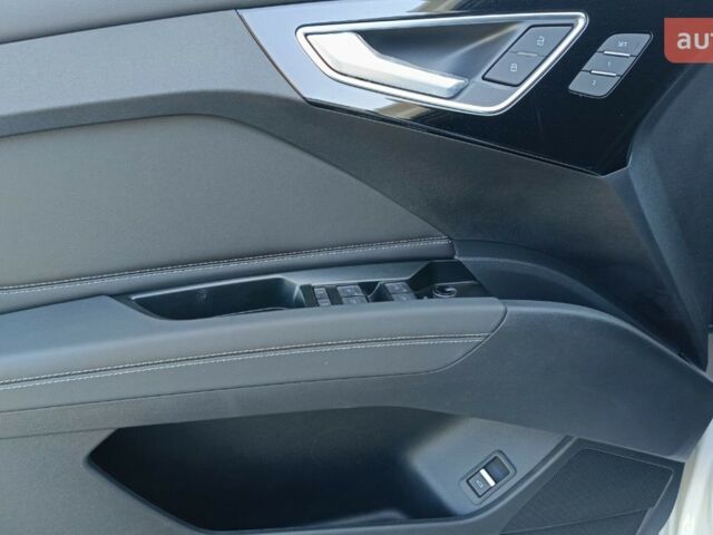 купить новое авто Ауди Q4 e-tron 2024 года от официального дилера E-SKM Вінниця Ауди фото