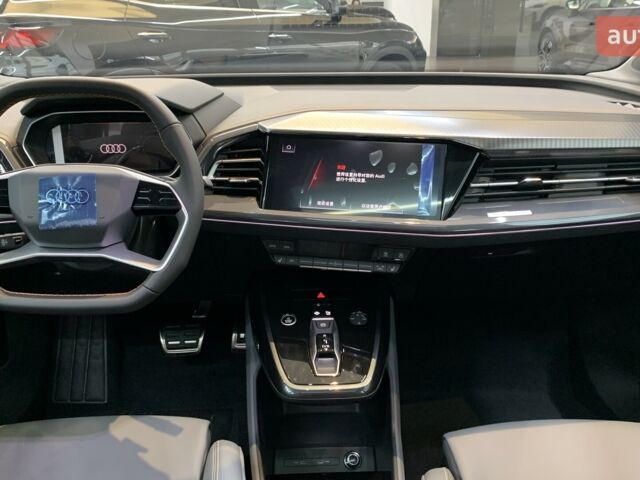 купить новое авто Ауди Q4 e-tron 2025 года от официального дилера "АТЛАНТ МОТОРЗ ЕНЕРДЖІ" ХАРКІВ Ауди фото