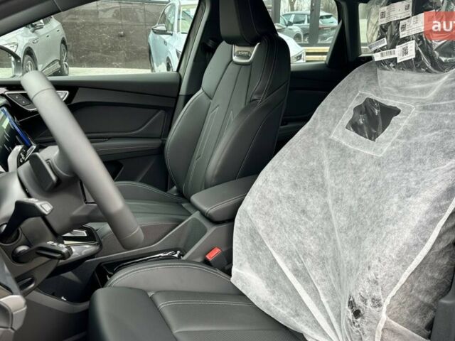 купить новое авто Ауди Q4 e-tron 2025 года от официального дилера Олег Львів Ауди фото