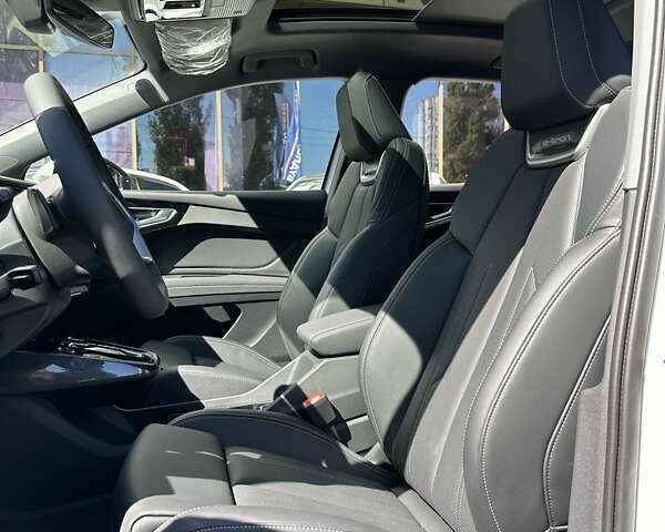 Ауді Q4 e-tron, об'ємом двигуна 0 л та пробігом 1 тис. км за 32399 $, фото 5 на Automoto.ua