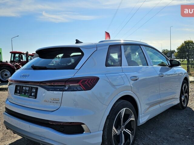 купить новое авто Ауди Q4 e-tron 2025 года от официального дилера Максим Путрівка Ауди фото