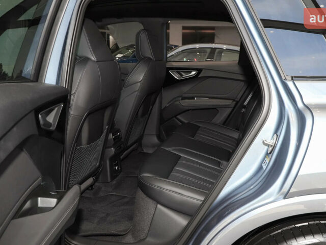 купити нове авто Ауді Q4 e-tron 2025 року від офіційного дилера Денис Фатов Ауді фото