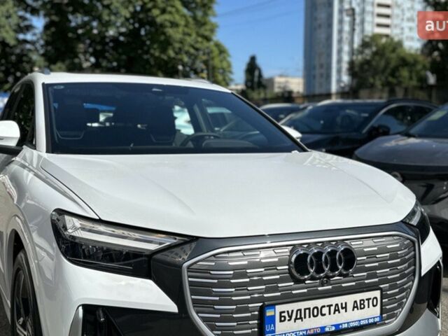 купить новое авто Ауди Q4 e-tron 2025 года от официального дилера Будпостач  Ауди фото