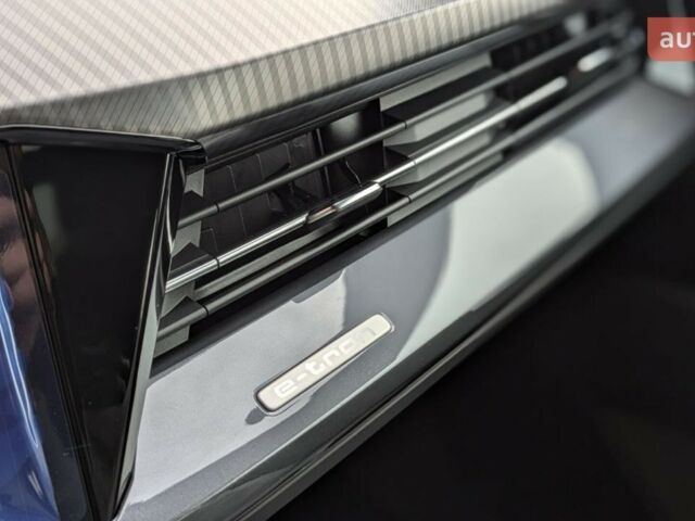 купить новое авто Ауди Q4 e-tron 2025 года от официального дилера Чабан Вячеслав Ауди фото