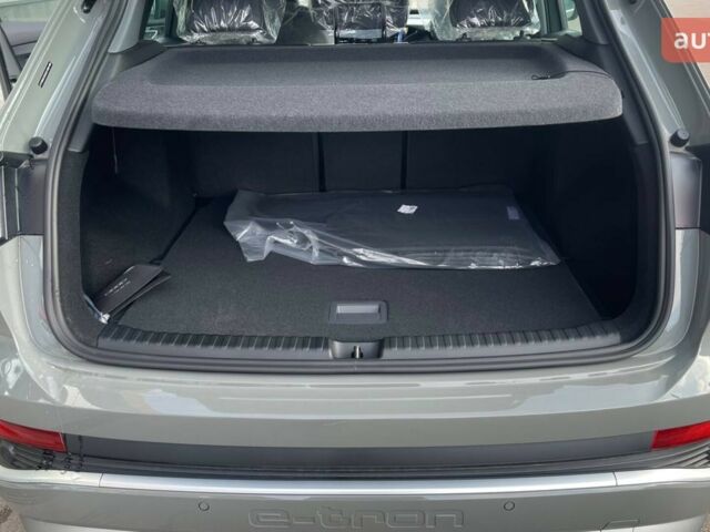 купить новое авто Ауди Q4 e-tron 2025 года от официального дилера E-SKM Позняки Ауди фото