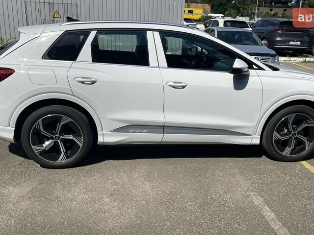 купить новое авто Ауди Q4 e-tron 2025 года от официального дилера VOLT AUTO Ауди фото