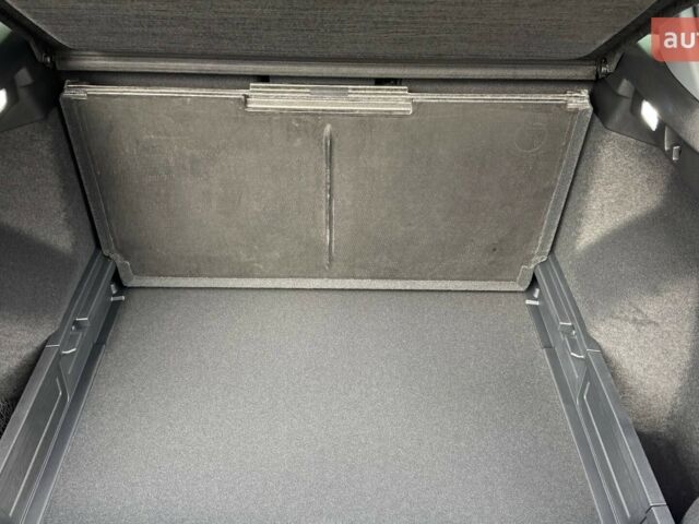 Ауді Q4 e-tron 2025 року купити нове авто Ауді Q4 e-tron 2025 року від офіційного дилера E-SKM ZOO Ауді фото