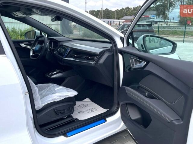 купить новое авто Ауди Q4 e-tron 2025 года от официального дилера AUTOCENTER AUTO.RIA Ауди фото