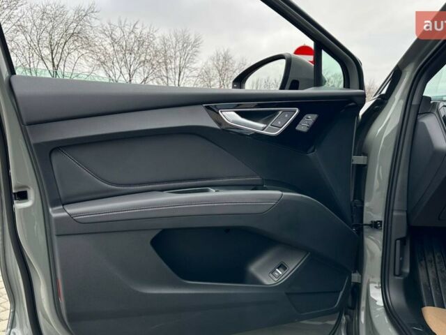 купити нове авто Ауді Q4 e-tron 2025 року від офіційного дилера Олег Львів Ауді фото