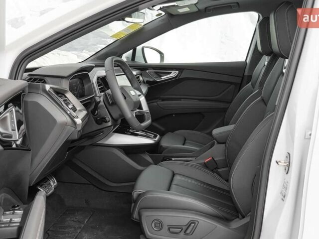 купить новое авто Ауди Q4 e-tron 2025 года от официального дилера Константин Альперович Ауди фото