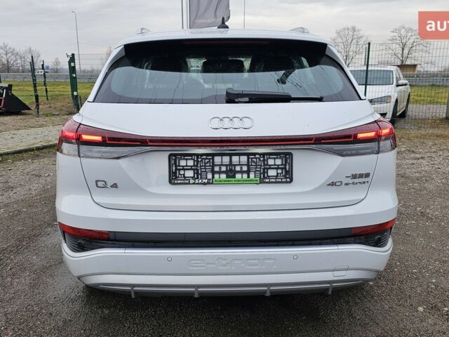 купить новое авто Ауди Q4 e-tron 2025 года от официального дилера Максим Путрівка Ауди фото
