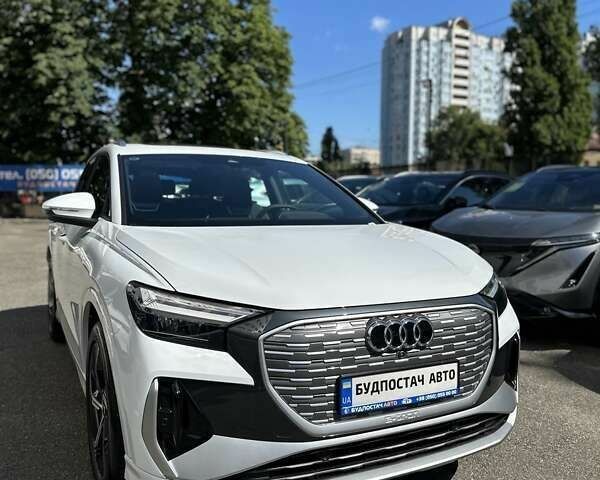 Ауді Q4 e-tron, об'ємом двигуна 0 л та пробігом 1 тис. км за 32499 $, фото 9 на Automoto.ua
