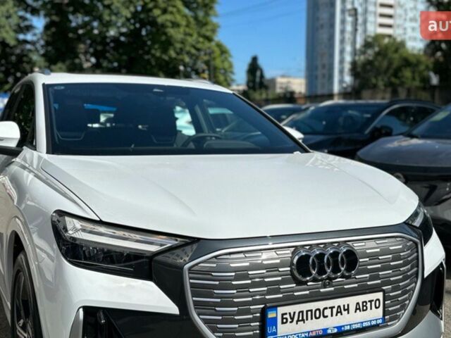 купить новое авто Ауди Q4 e-tron 2025 года от официального дилера Будпостач  Ауди фото