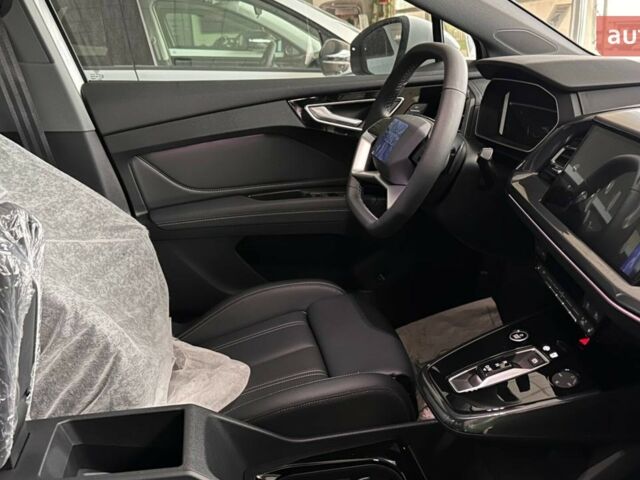 купить новое авто Ауди Q4 e-tron 2025 года от официального дилера E-SKM Кропивницький Ауди фото