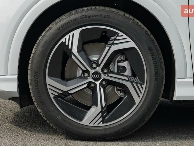 купити нове авто Ауді Q4 e-tron 2025 року від офіційного дилера Вадим Ауді фото