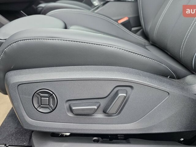 купить новое авто Ауди Q4 e-tron 2025 года от официального дилера Максим Путрівка Ауди фото