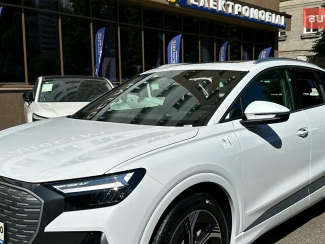 купить новое авто Ауди Q4 e-tron 2025 года от официального дилера Будпостач  Ауди фото