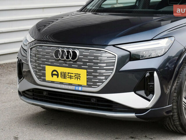купить новое авто Ауди Q4 e-tron 2025 года от официального дилера Денис Фатов Ауди фото